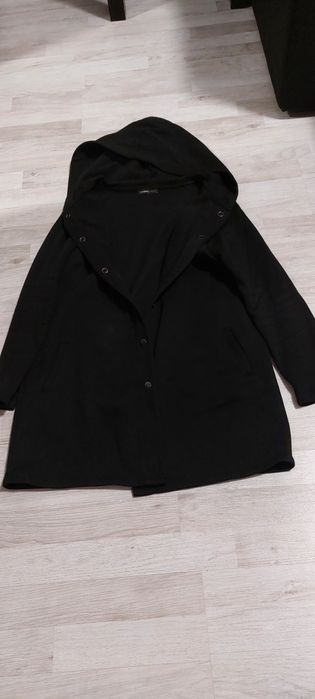 Bluza cu puf pe dedesubt