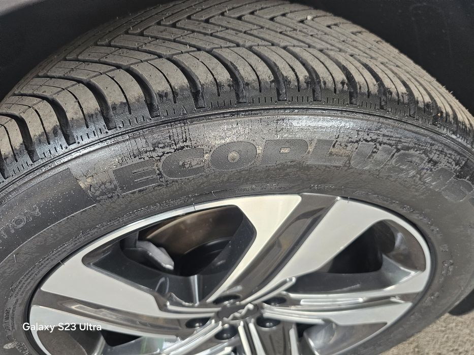 Kia Sorento 2.5 Full pozitsiyasi Black Edition