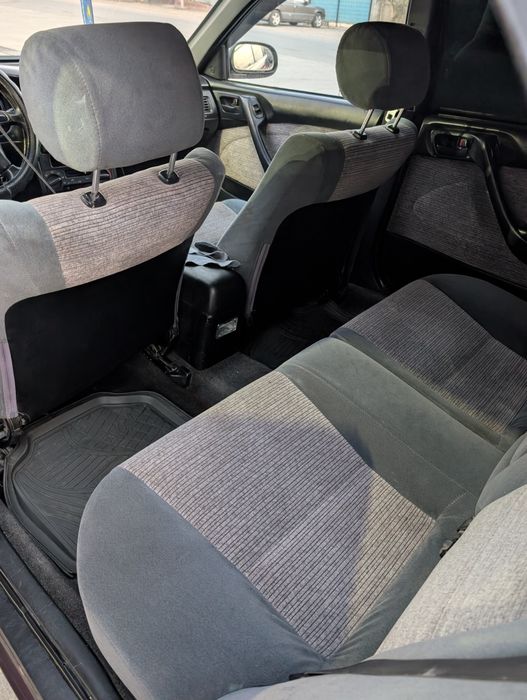 В рассрочку Тоиота Карина Е