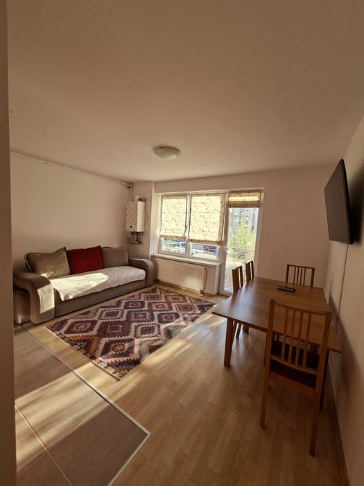 Inchiriez apartament 2 camere tip studio Avantgarden  Tractoru