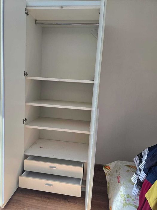 Продам спальный гарнитур б/у