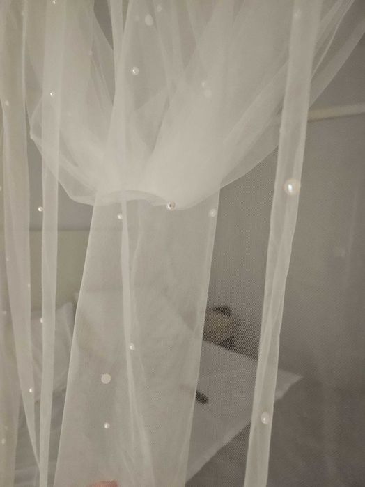 Voal de mireasa, cu perle