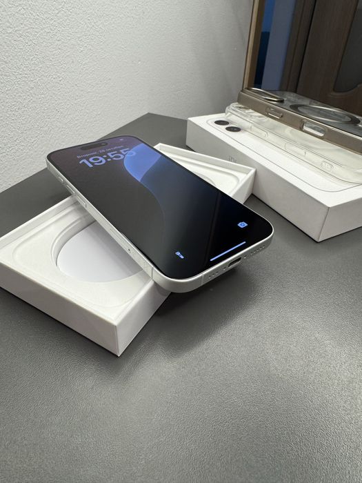 Iphone 16 емокость93%