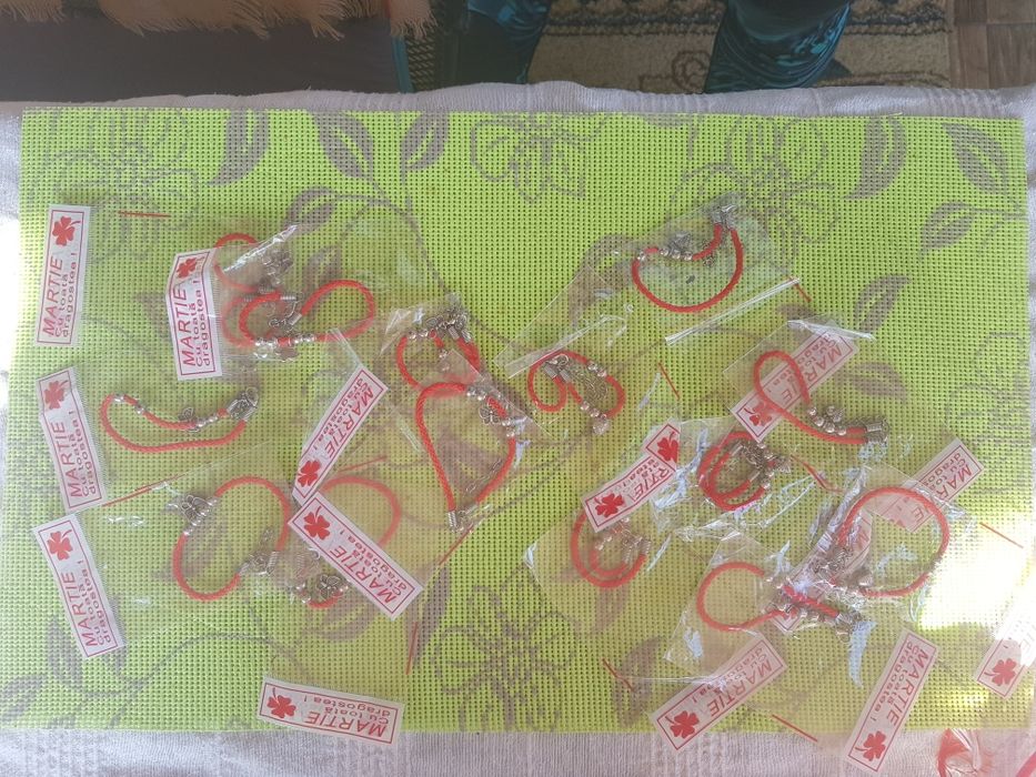 SUPEROFERTA! martisoare bentite, bratari, clame, elastice par handmade