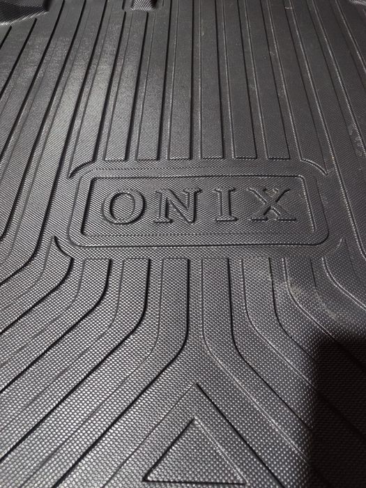 Onix avtomobilli bagaji uchun polik