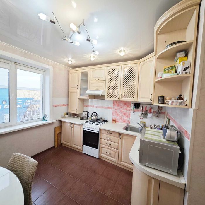 СРОЧНО продам 3-комн. квартиру.