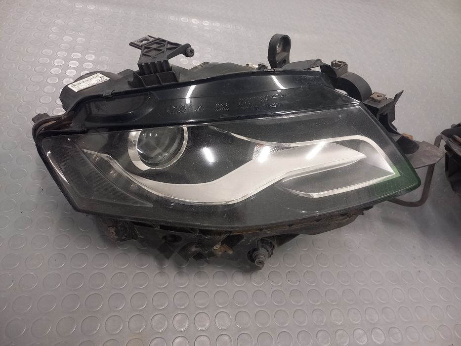 Фарове Audi A4 B8