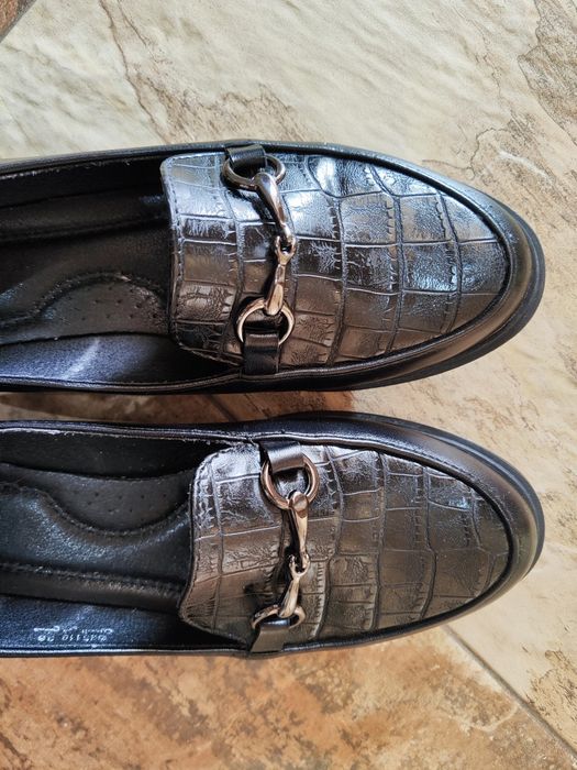 Официални ниски обувки