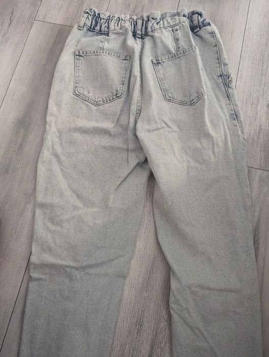 Vand 2 perechi de blugi Mom fit