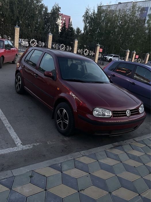 Volkswagen Golf 4