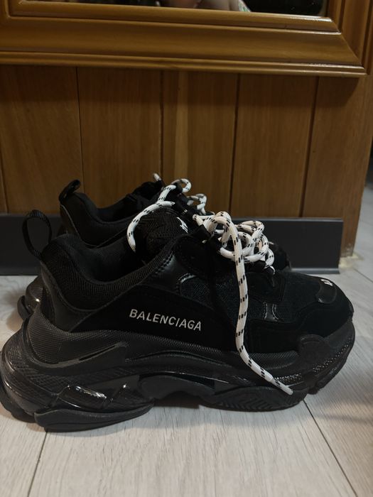 Balenciaga triple S