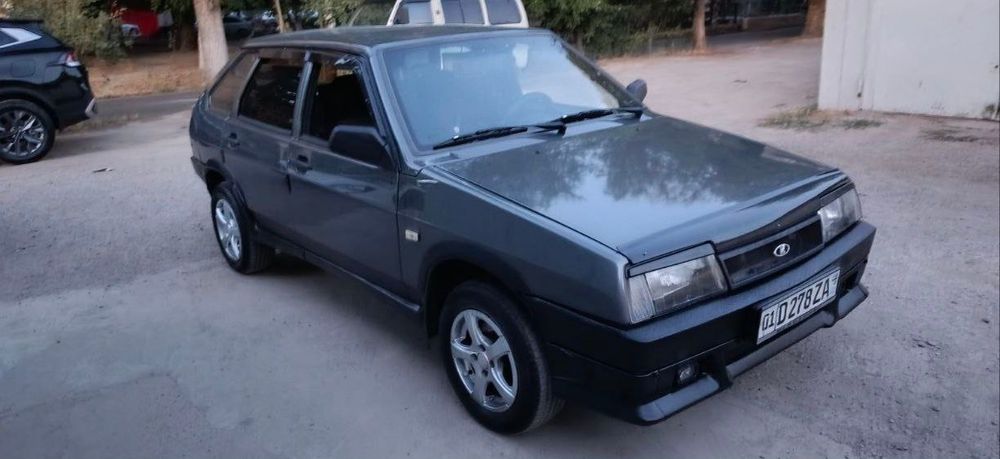 Продам ВАЗ 21093 в хорошем состоянии.