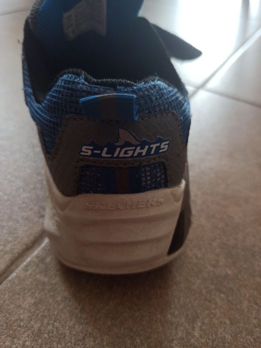 Pantofi skechers shark bots mărimea 36, 5