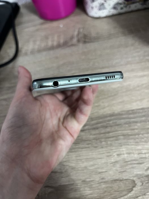 Samsung Galaxy A52s (БЕЗ ЗАБЕЛЕЖКИ)