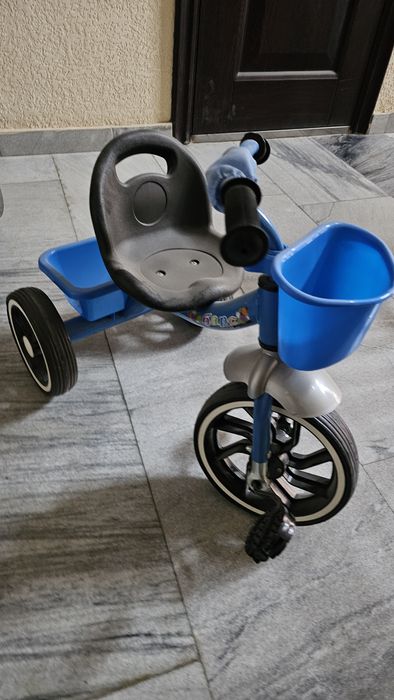 Продам велосипед детский трехколесный