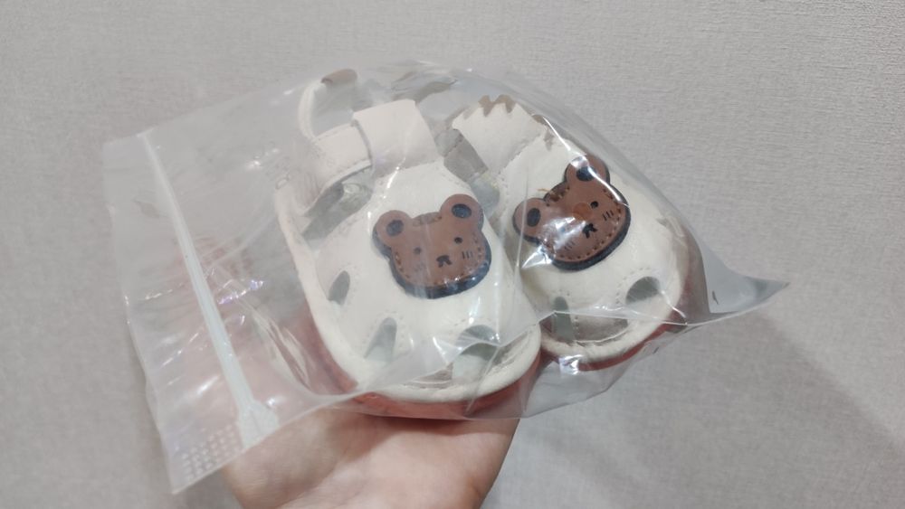 Продаются новые сандалии