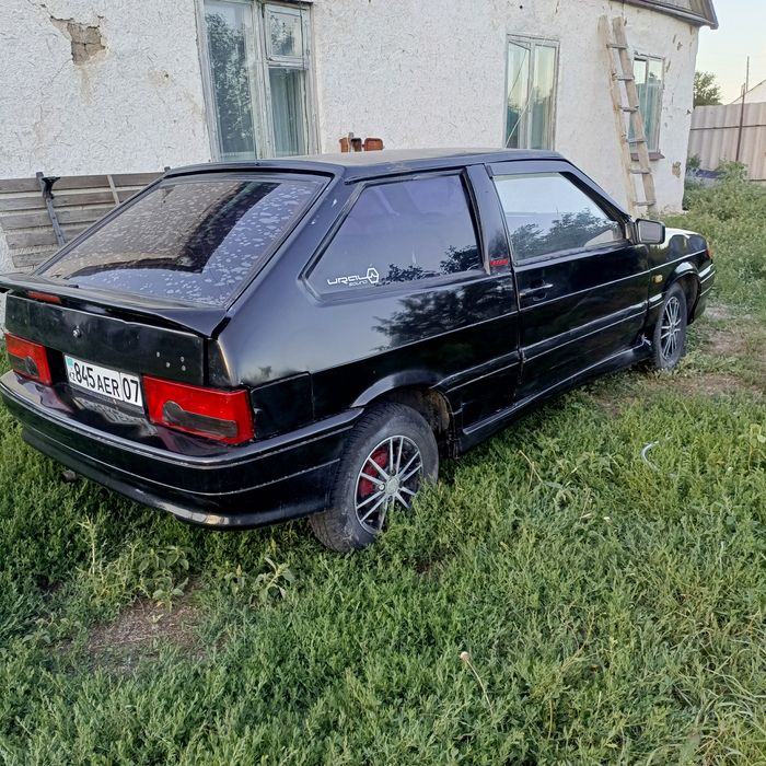 Автомобиль ваз 2113