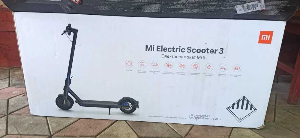 Mi Electric Scooter 3 Черный