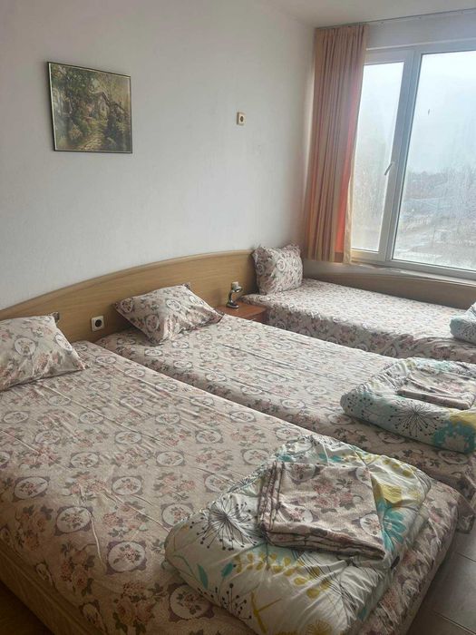 Дава се под наем Двустаен апартамент в Несебър - 65 кв.м за 250 € - Снимка #2