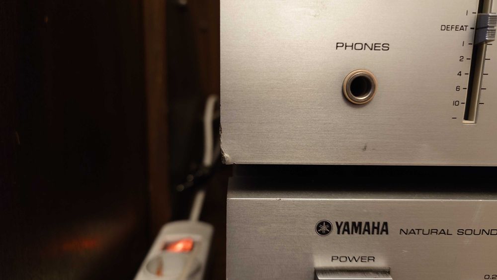 Усилвател Yamaha A-1060