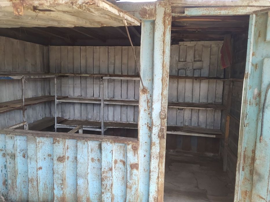 Sitora bozorda konteyner sotiladi