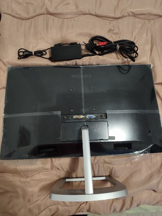 Монитор   Филипс