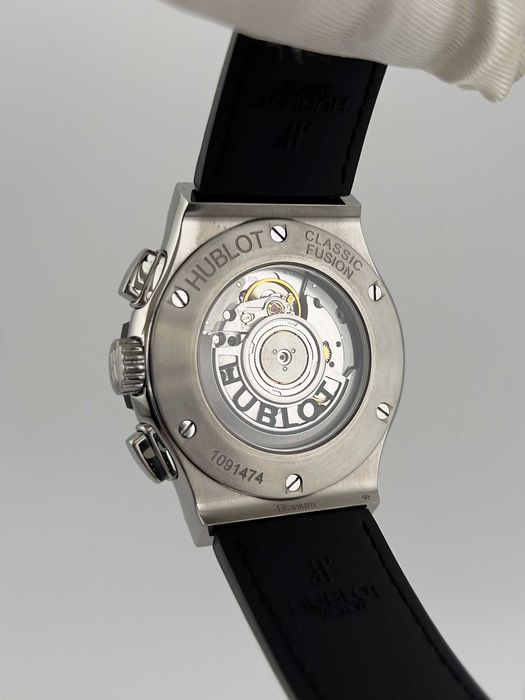 Наручные часы  Hublot Classic Fusion