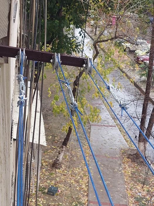 Установка  бесшумные  КОЗЫРЬКИ  и  РОЛИКИ ! + Наружная  Подоконники  !