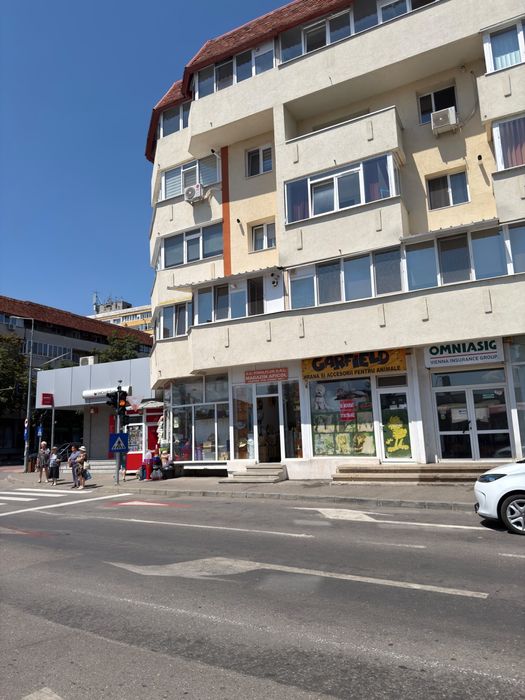 Inchiriez spatiu comercial