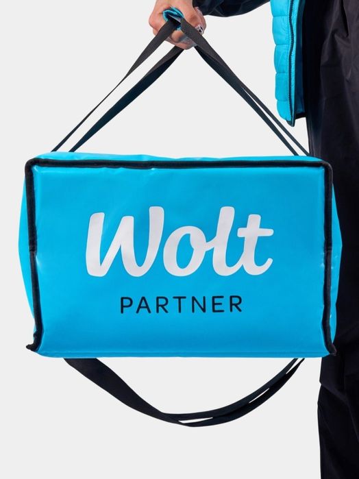 Сумка курьера Wolt