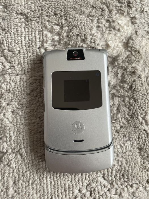 Моторолла V-3 в рабочем состоянии