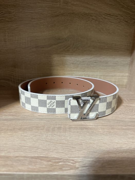 Curea Louis Vuitton Alba