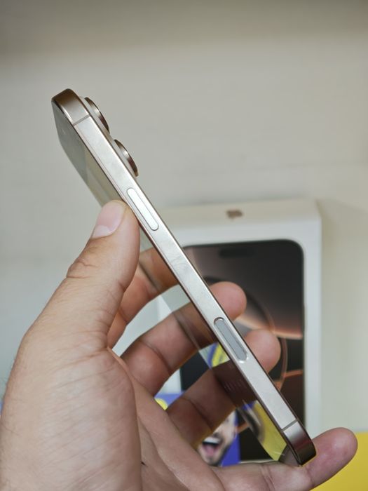 iPhone 16 Pro Max 256 Gb