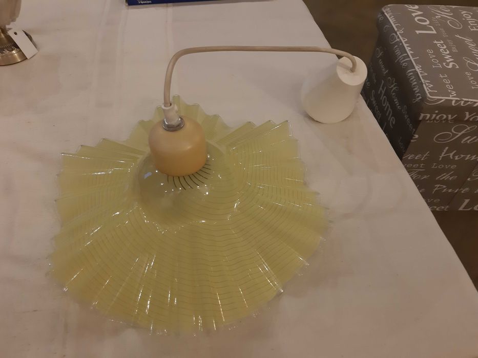 ПРОМОЦИЯ Продавам резедав лампион