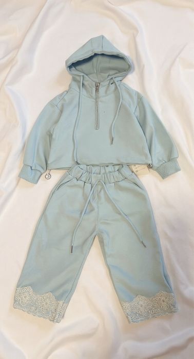 Костюм на девочку