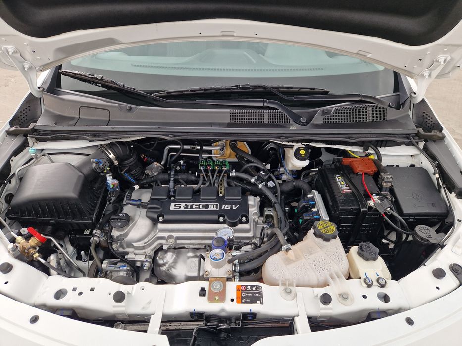 Chevrolet Cobalt 2024 — 7