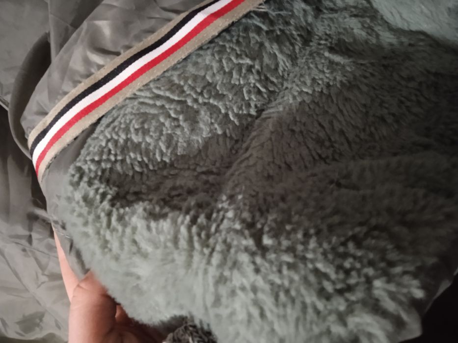 ПРОДАМ пуховик женский.