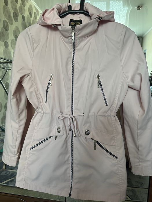 Ветровка. Продам