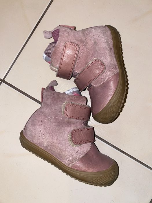 Naturino marime 23 piele