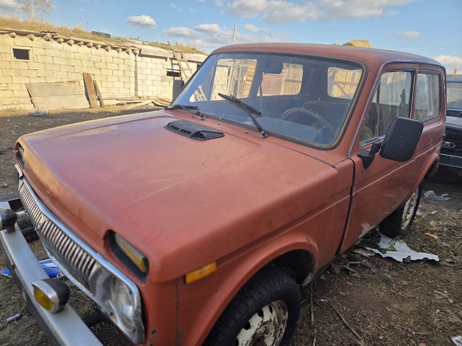 Продам нива 2121