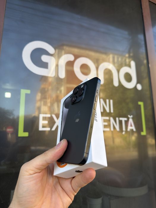 iPhone 15 Pro Ca NOU 256 GB Baterie 100%  * GRAND * Garantie 1 AN