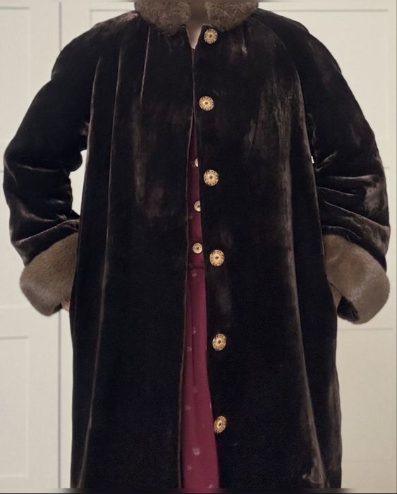 Срочно продам женская одежда ішік