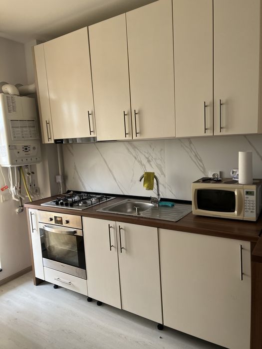 Inchiriez apartament 2 camere