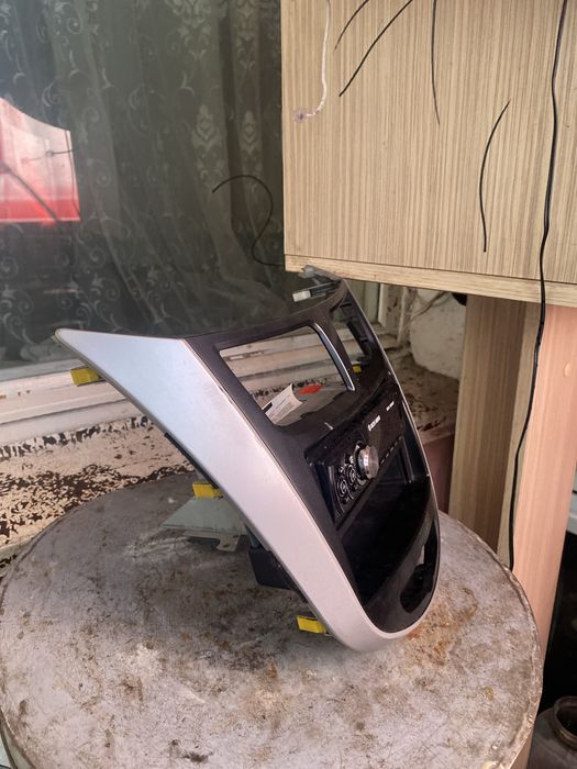 Продам магнитолу