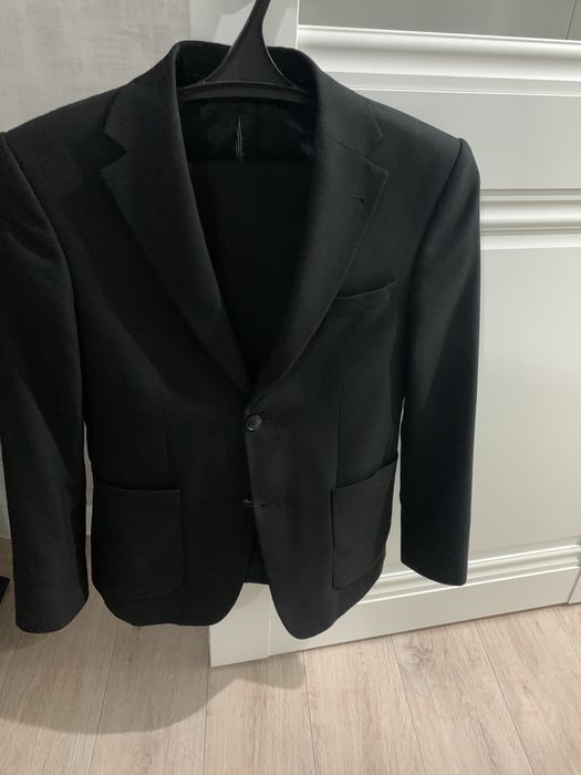 Продается костюм с брюками