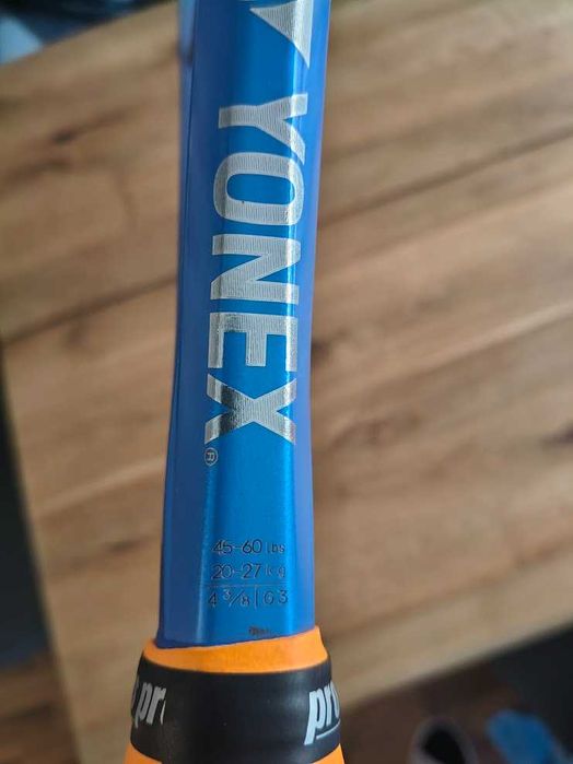 Тенис ракета Yonex EZONE 98 Blast Blue 2025 305 гр. 16х19 Като нова