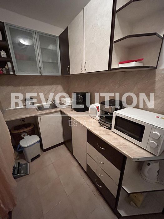 Дава се под наем Тристаен апартамент в Варна, м-т Траката - 65 кв.м за 500 € - Снимка #5