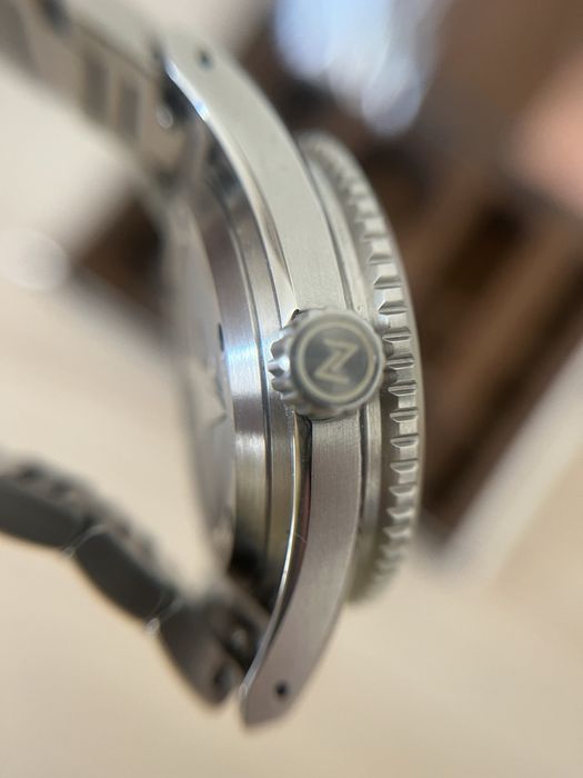 Часовник Zelos Blacktip 200m GMT "Coal Black"