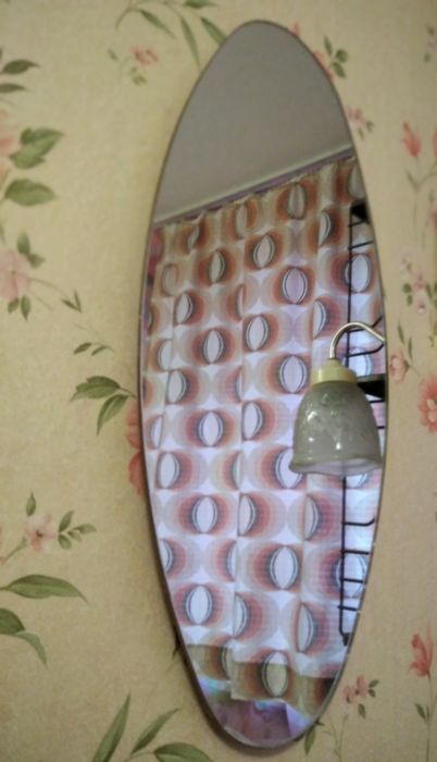 Продам зеркала на стену