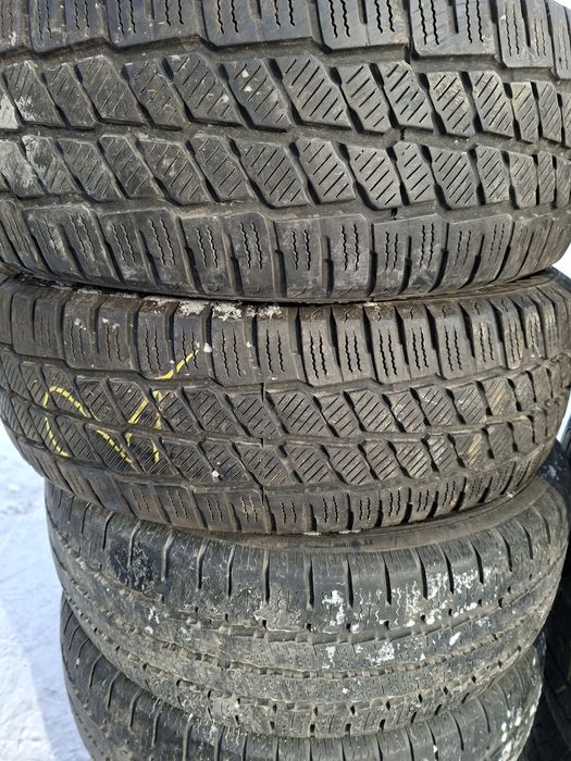 Продам шины 215/65/16С